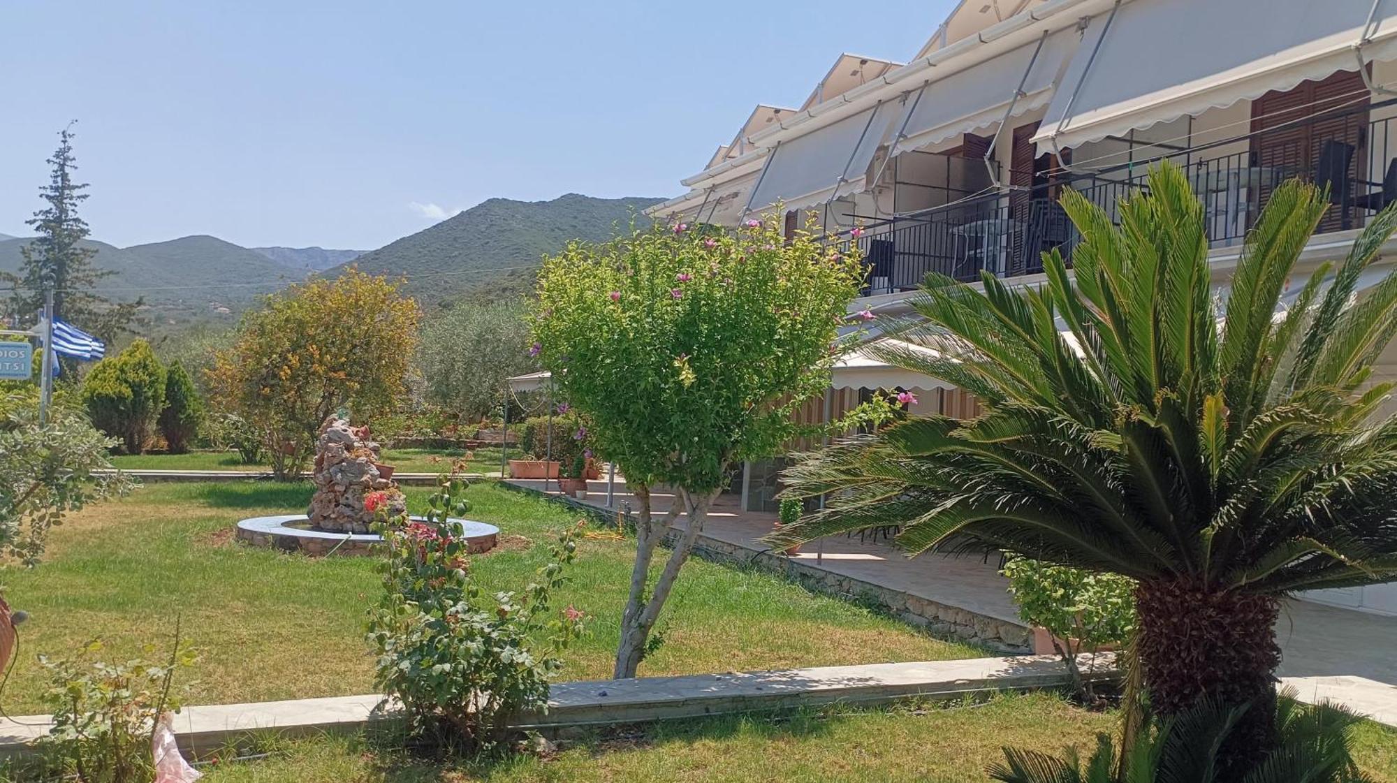Studios Zaritsi Τυρός Εξωτερικό φωτογραφία