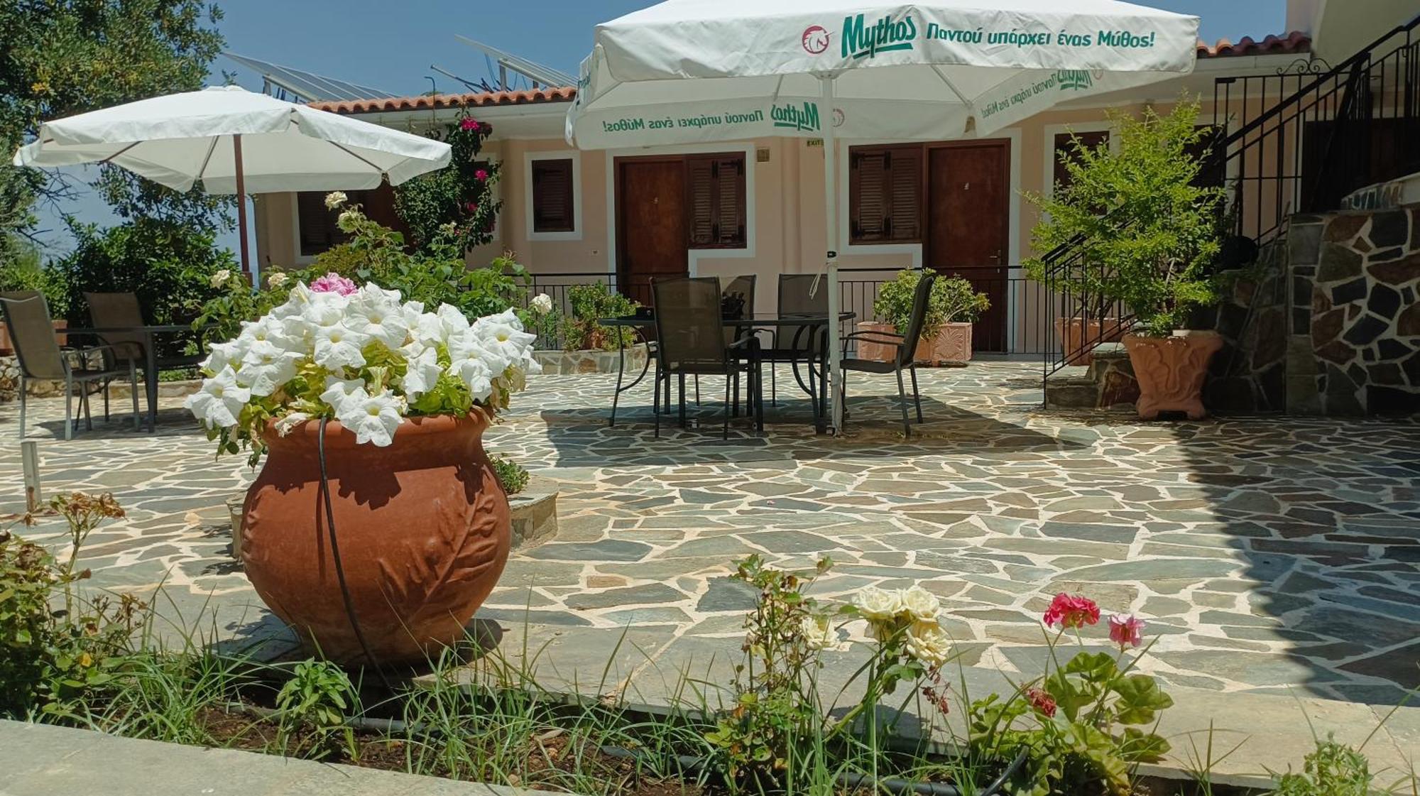 Studios Zaritsi Τυρός Εξωτερικό φωτογραφία